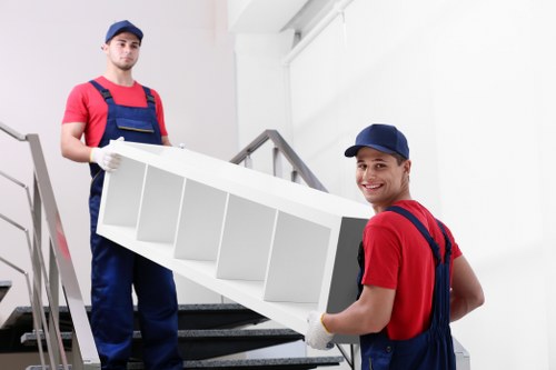 Smooth apartment relocation service for flat removals in Roehampton
