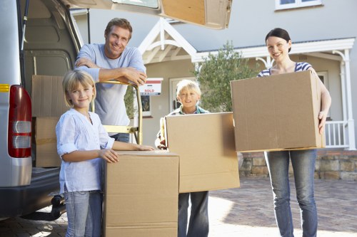 Moving specialists planning a relocation in Roehampton